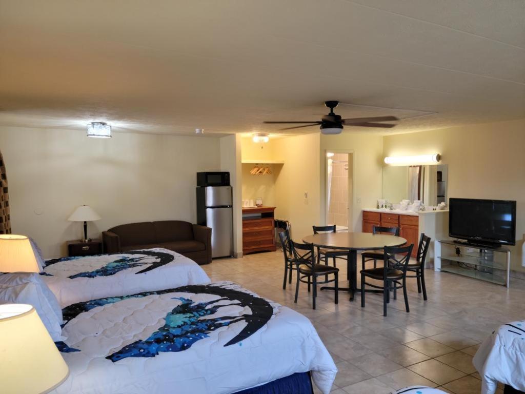 Wolf Inn Hotel Sandusky Extérieur photo