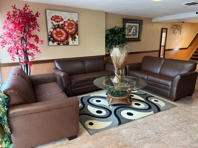 Wolf Inn Hotel Sandusky Extérieur photo